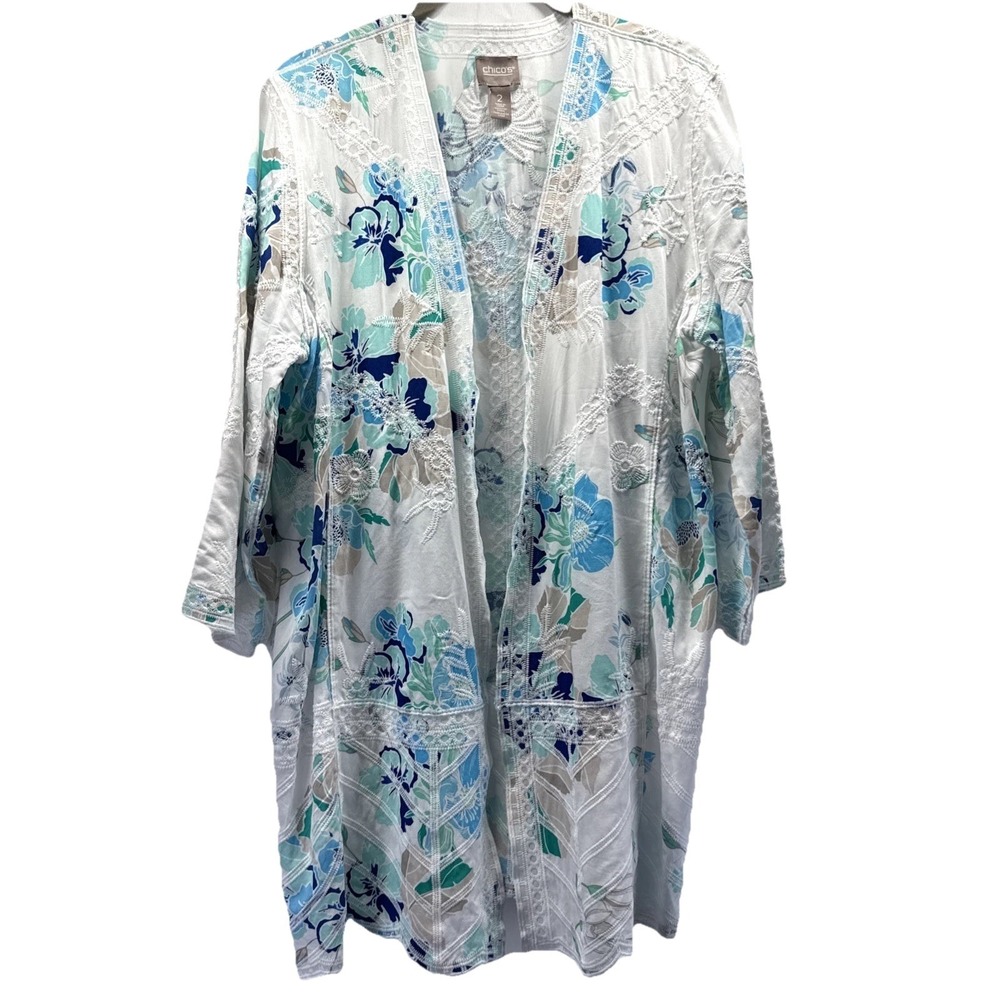 Chicos Women's Cardigan Jacket Sz M White Blue Embroidered 3/4 Sleeve Open Beach
